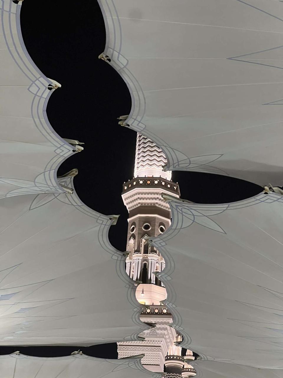 Mosquée du Prophète à Médine de nuit